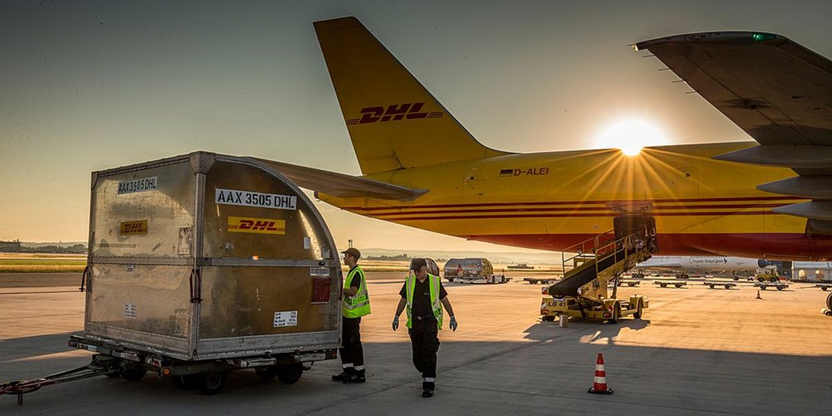 06_csm_DHL-Flugzeug-Morgenstimmung_17afb1a5a3.jpg