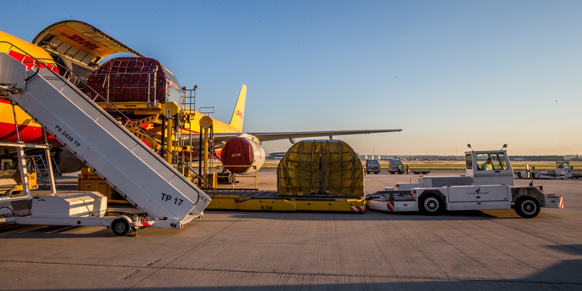 07_DHL_Container.jpg